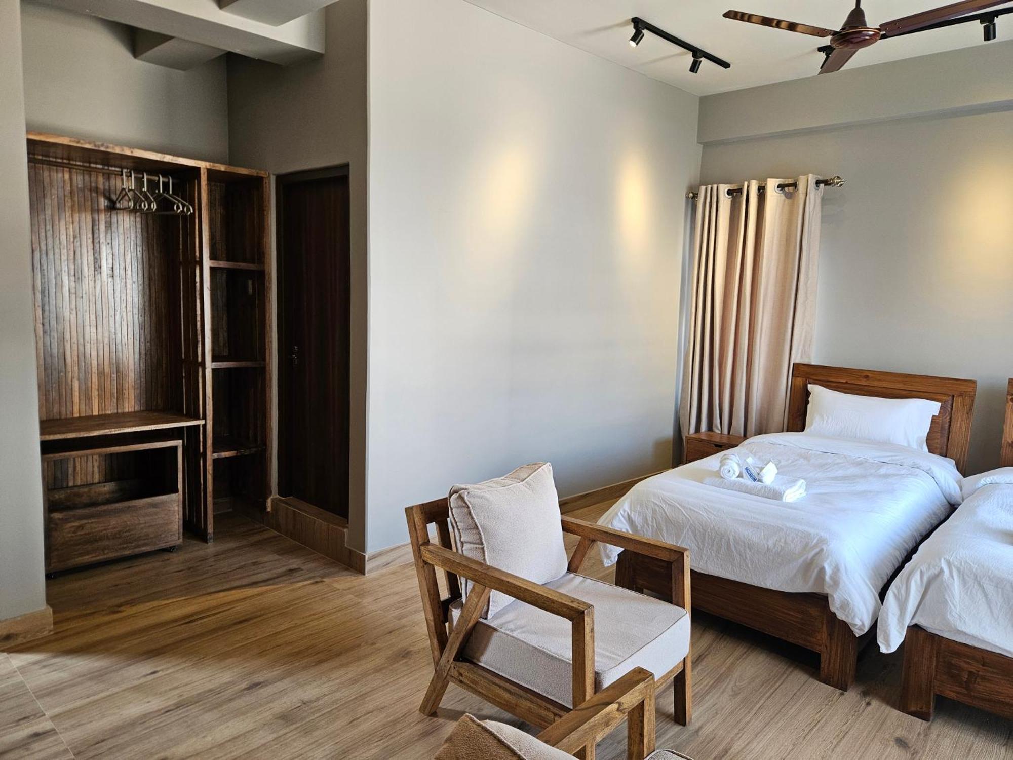 Hotel Blossom Pokhara Eksteriør billede