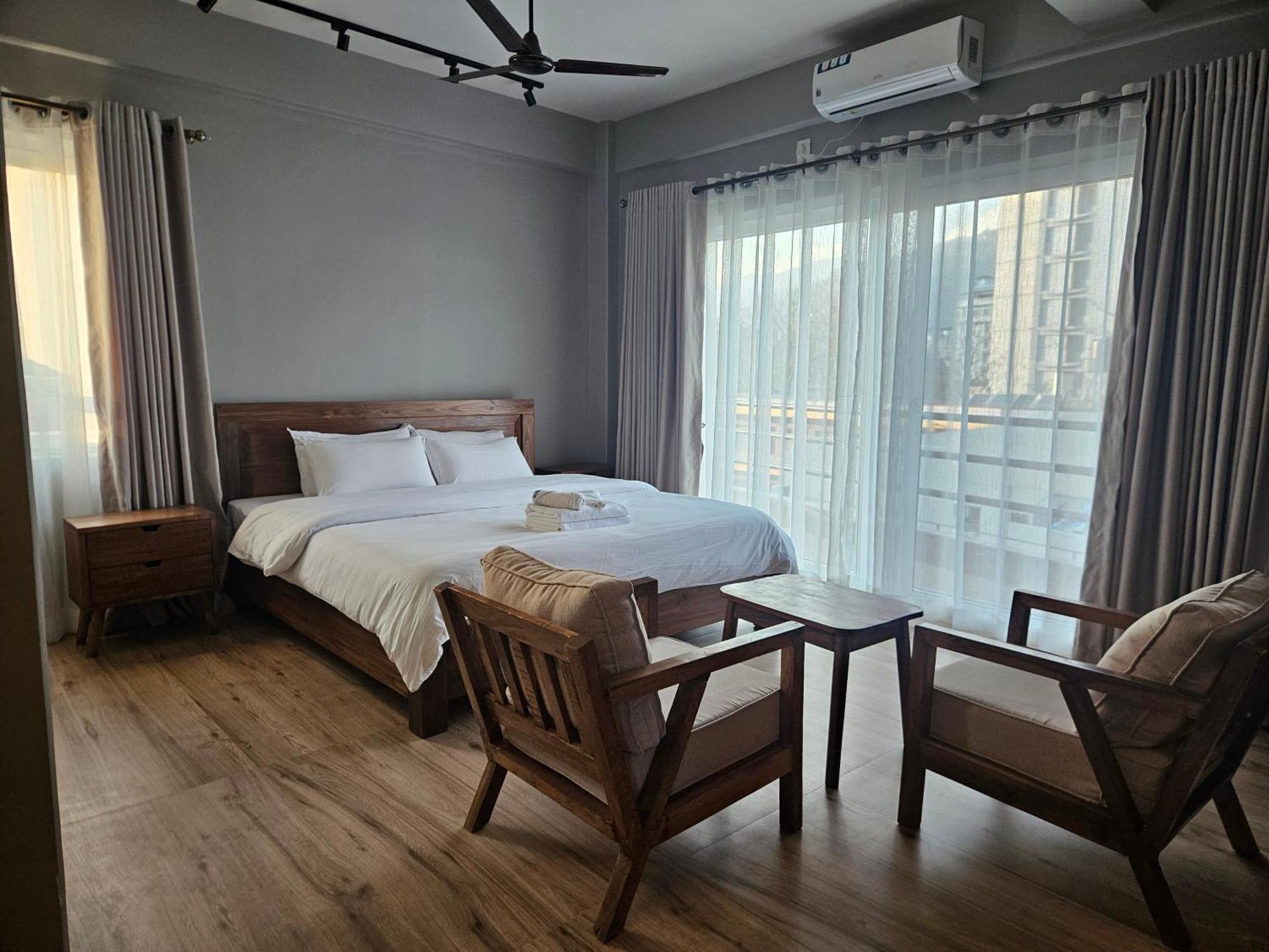 Hotel Blossom Pokhara Værelse billede